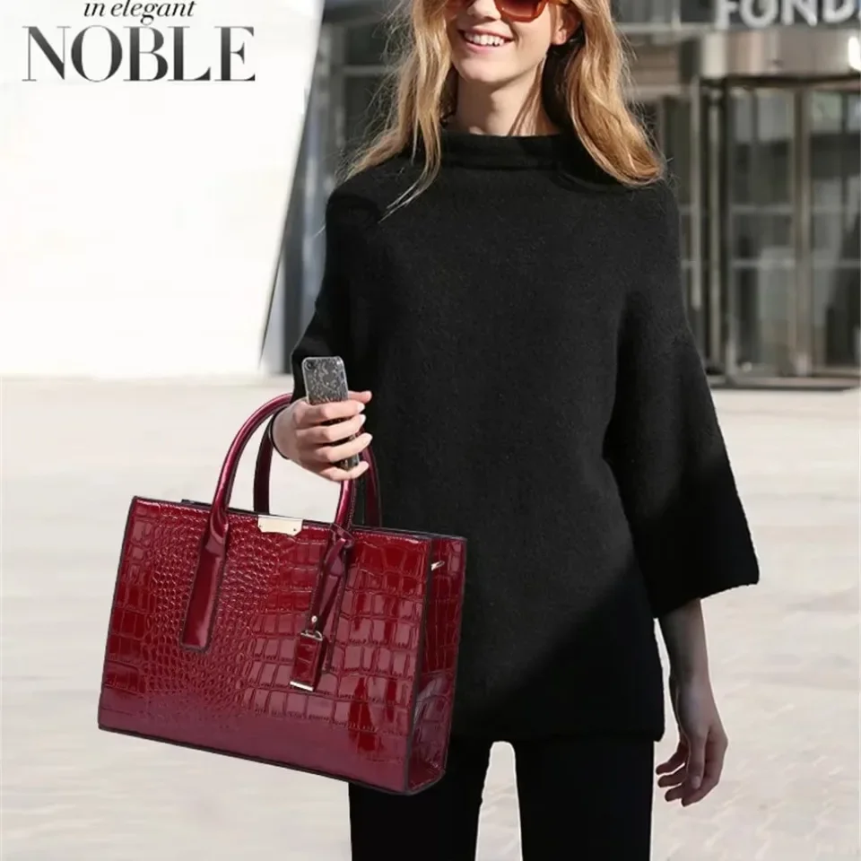 Large Capacity Crocodile Pattern Women Shoulder Bag - Image 3